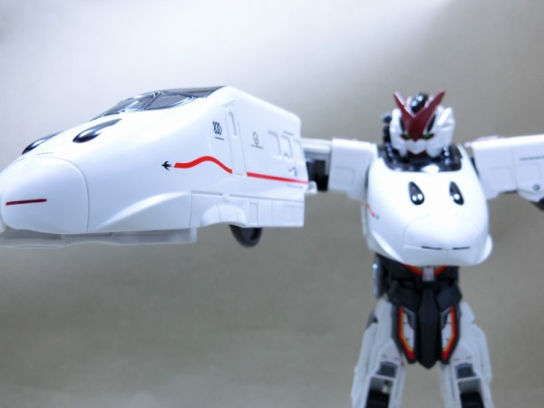 タカラトミー プラレール DXS07 シンカリオン800つばめ レビュー タカラトミー プラレール DXS07 シンカリオン800つばめ レビュー