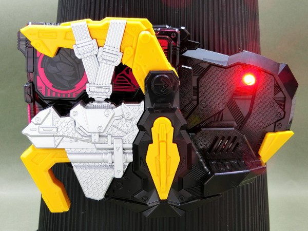 変身ベルト DX滅亡迅雷フォースライザー｜仮面ライダーおもちゃ
