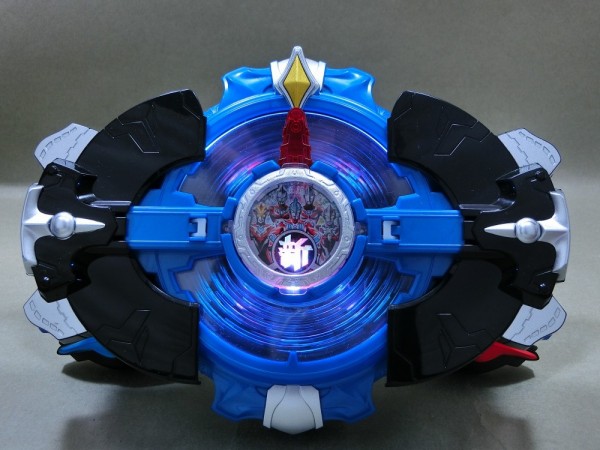 バンダイ DXウルトラマンルーブ最強なりきりセット レビュー