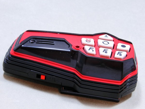 バンダイ ボイスフォーメーション DXブイレックスロボ レビュー