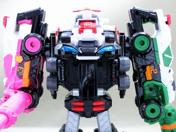 快盗合体　DX　ルパンカイザー　パトカイザー VSビークルシリーズ 快盗合体 DXルパンカイザーセット