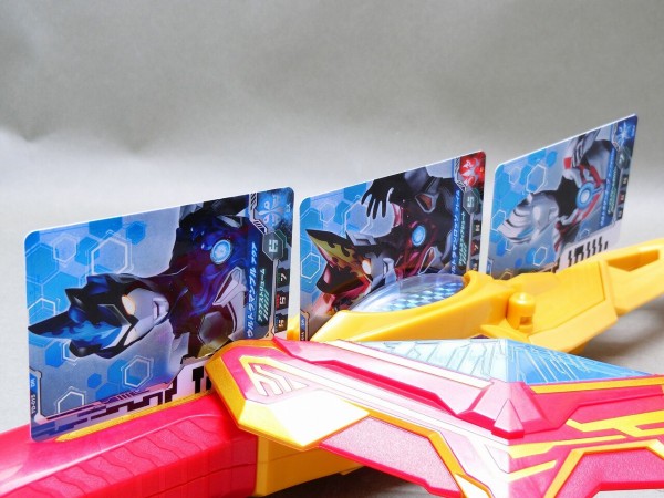 バンダイ DXウルトラデュアルソード レビュー : 冷やし牛乳やっ