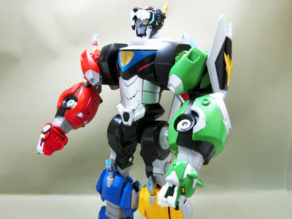 PLAYMATES TOYS VOLTRON:LEGENDARY DEFENDER LEGENDARY SERIES