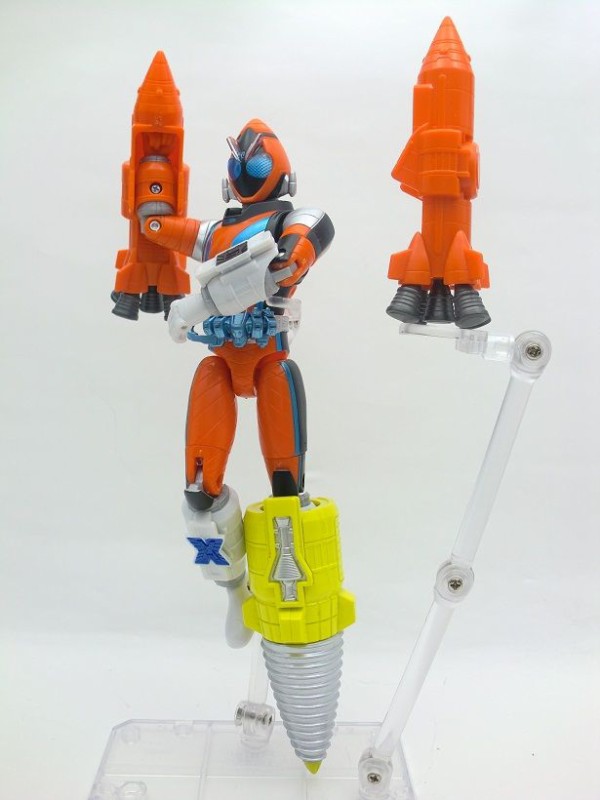 BANDAI DXロケットモジュール オレンジ バンダイ 商品・サービスサイト | なりきりアクション DX