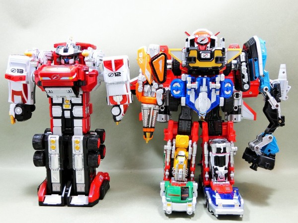 バンダイ 緊急轟轟合体 DXサイレンビルダー レビュー : 冷やし牛乳やっ