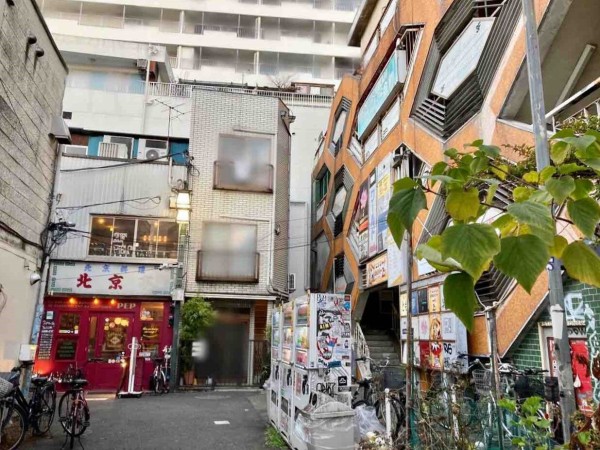 18年間ありがとう 中野 ワールド会館 2階にある 坊主バー が閉店するらしい なかのく通信 東京都中野区の地域情報サイト