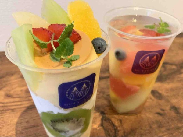 香林坊大和 にオープンした フルーツむらはたパフェカー零号店 で テイクアウトパフェ プリン ごろごろジュレ ミックス 買ってみた 金沢デイズ 石川県金沢市の地域情報サイト