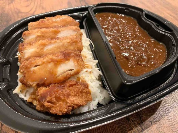 ローソン で絶賛販売中 ゴーゴーカレー 監修 認定のコラボ商品 ゴーゴーカレー認定 ロースカツカレー 食べてみた 金沢デイズ 石川県金沢市の地域情報サイト