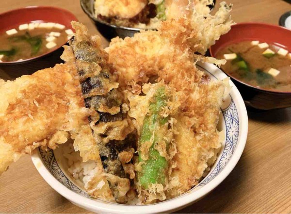 広岡にオープンした 天麩羅秋光 金沢店 てんぷらあきみつ で 天丼すみれ 五代目天丼 食べてみた 金沢デイズ 石川県金沢市の地域情報サイト