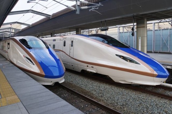 かがやき 運行中止取りやめに 5月28日から全便運休予定だった北陸新幹線 かがやき が通常通り運行に つるぎ も当初の予定より増便して運行予定 5月28日 金沢デイズ 石川県金沢市の地域情報サイト かがやき 運行中止取りやめに 5月28日から全便運休予定だった北陸新幹線 かがやき が通常通り運行に つるぎ も当初の予定より増便して運行予定 5月28日 金沢デイズ 石川県金沢市の地域情報サイト