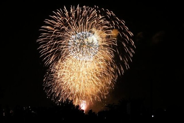 100席追加販売！『北國花火2025復興支援大会in金沢』と『ラブライブ