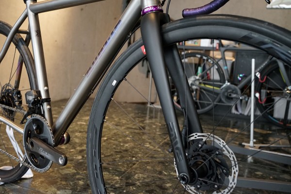 KUALIS CYCLES フルオーダーチタンディスクロード組み上げ : K&M CYCLE