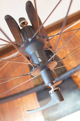 DT SWISS PR1400 DICUT OXIC 32 ホイールセット入荷 : K&M CYCLE