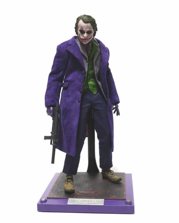 ホットトイズ ダークナイト ジョーカー （2.0版） 画像レビュー