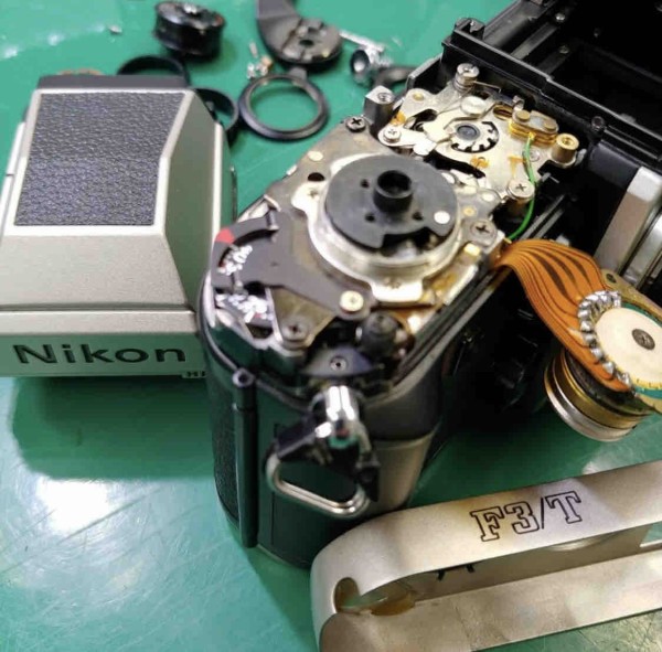NIKON F3 [液晶不具合] Nikon F3 が動かなくなった : r/AnalogCommunity