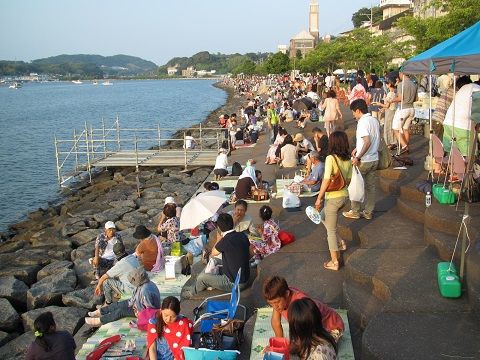 灯篭流し花火大会で夏のかんざんじ温泉開幕 浜名湖かんざんじ温泉観光協会blog