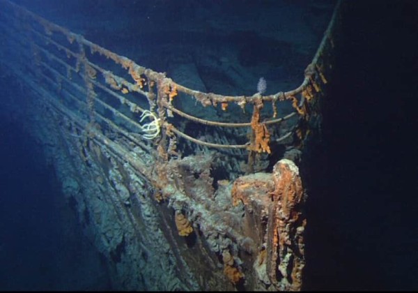 沈んだタイタニック号の中にまだ犠牲者の遺体は残っているのか