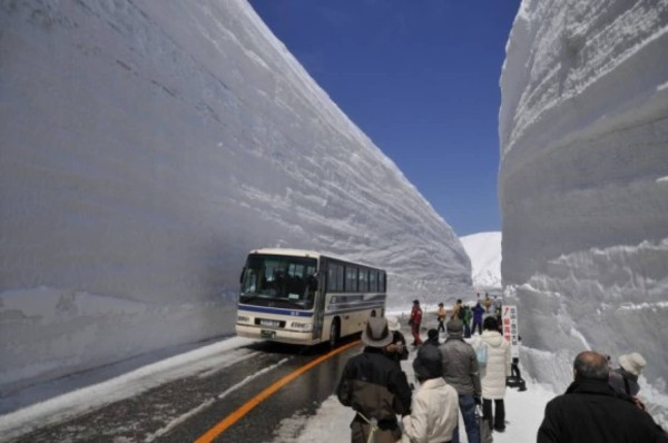 マジかよ日本。年間降雪量で見る、世界の豪雪都市ベスト10 : カラパイア