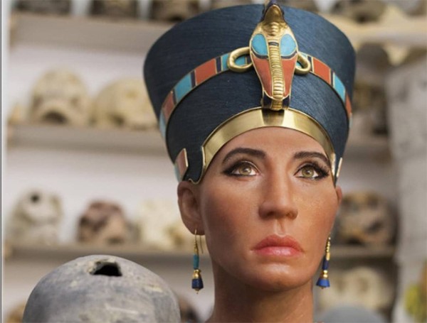 これが絶世の美女と噂された古代エジプト王妃「ネフェルティティ」のご