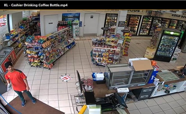 コンビニで天の声。最新の監視カメラシステムは、オペレーターが違法 ...