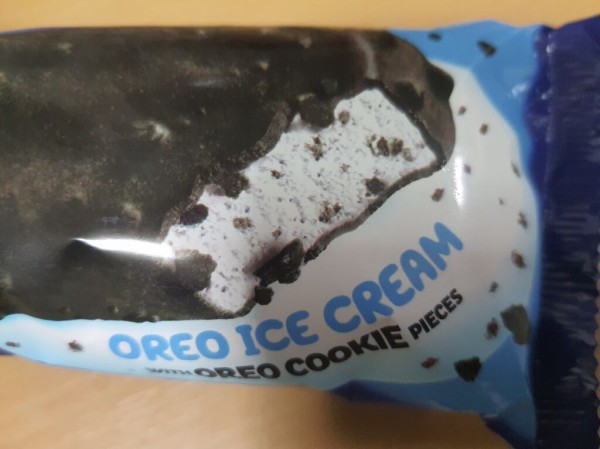 オレオのアイスだよ Bな日常