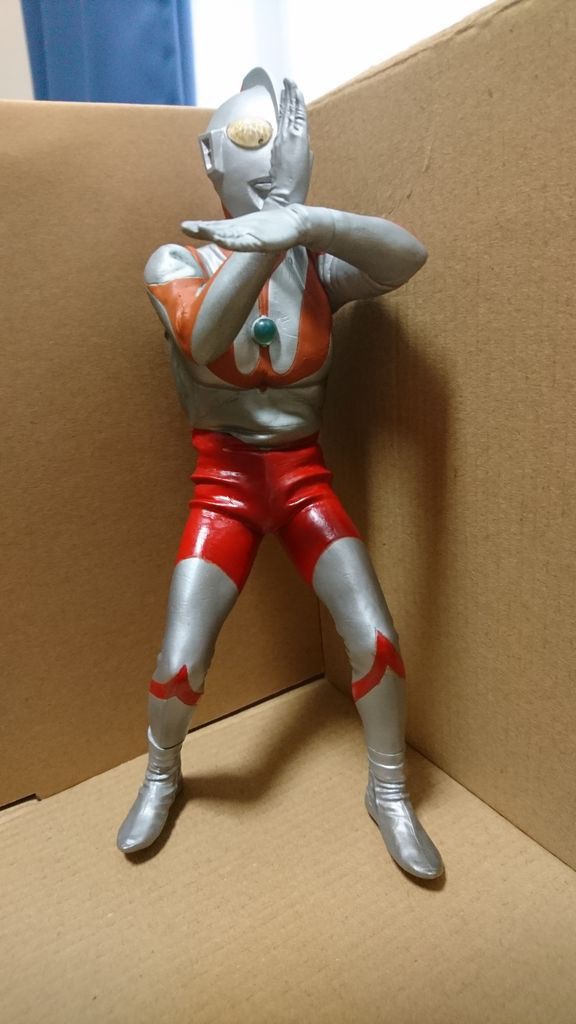 第107話 にせウルトラマンリペイント : 怪獣部屋のストーリー