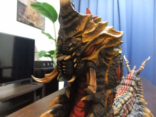 第6話 バトラ(幼虫) : 怪獣部屋のストーリー