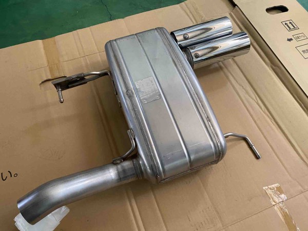 BMW 3シリーズ E90 Mperformanceマフラー交換 : 木下オートサービスの