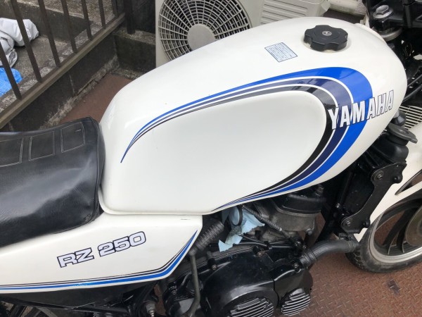 RZ350 RZ250 外装　YAMAHA タンク　テール　サイドカバー RZ350 RZ250 外装 YAMAHA タンク テール サイドカバー RZ350