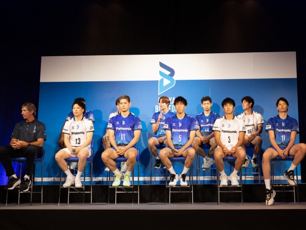 パナソニック パンサーズ バレーボール ストレートで勝利🐾 明日はいよいよ本当のラストホームゲーム