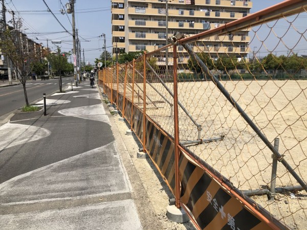 次は何になる ライラ交野中央の案内所 東京靴流通センター跡地が更地に 交野新聞記事 交野タイムズ