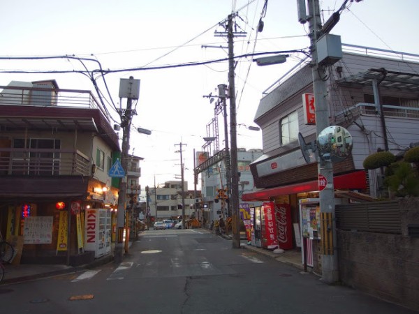 交野のアーティストもぞくぞく出展中 隣町 枚方市には 星ヶ丘洋裁学校 っていうのがあって そこにはイイ感じのギャラリーとカフェがある 交野タイムズ