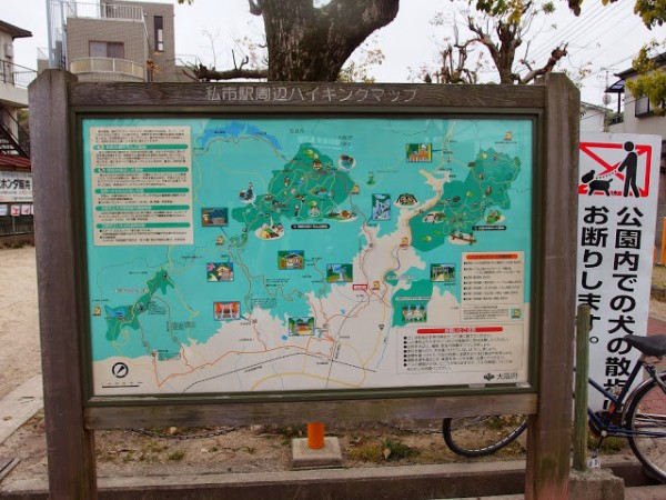 私市駅からいろいろと交野のスポットに行ける便利な地図がある