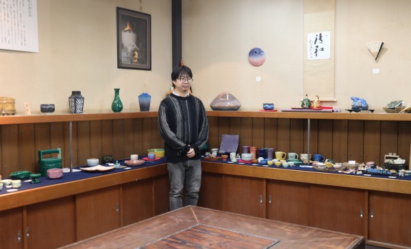 大阪の古窯・私市『吉向松月窯』にガチャガチャがあった！「伝統