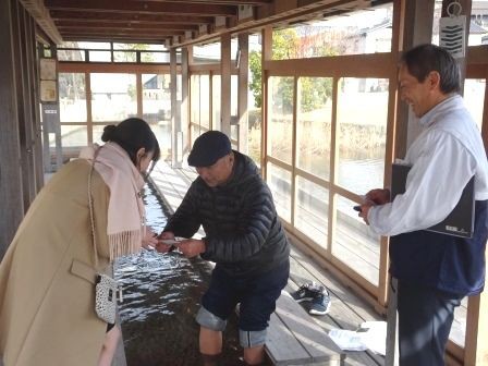 Mroラジオの竹村りゑちゃんが足湯にキタ O I I G A I N E 片山津温泉