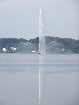 柴山潟越しの片山津は 朝も夜もぜいたく品です I I G A I N E 片山津温泉