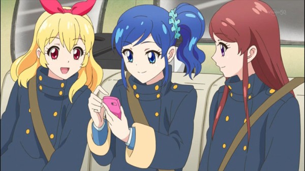 アイカツ 63話 紅白アイカツ合戦 年の瀬はアイドルのお祭り番組 そしていちごちゃんの前についにあの人が かたよるにゅーす