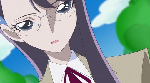 ドキドキ！プリキュア」のキュアダイヤモンドこと菱川六花さんがメガネ