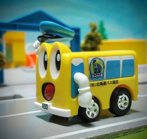 Amazon.co.jp: チョロQ 北海道のバスマスコット きょろたん