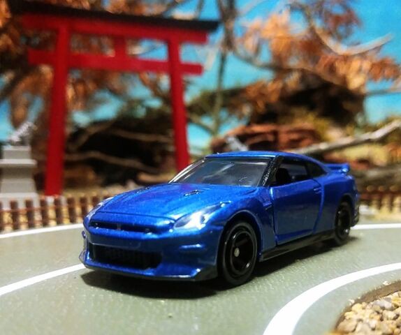 nissan gtr r35 nismo spec price rare 1:62 Tomica super