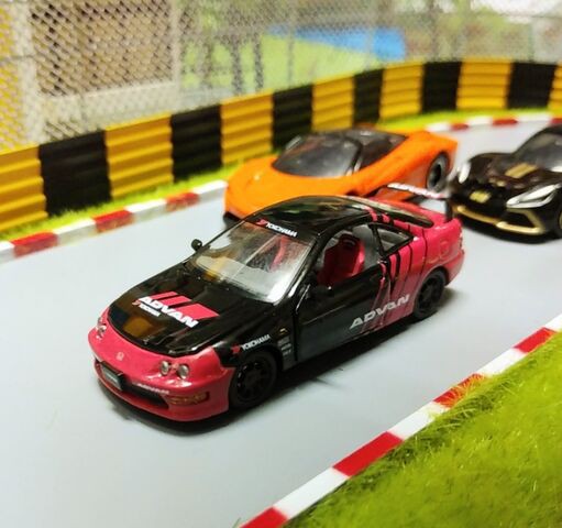 Amazon | Era Car 1/64 ホンダ インテグラ タイプR DC2 アドバン