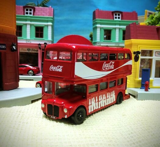 楽天市場】ミニカー 1/76 ロンドンバス ライトバス・ニュー