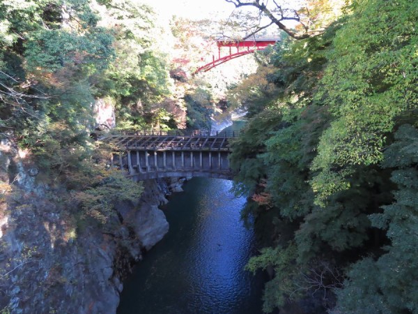 八ツ沢発電所施設第一号水路橋 大月市 好奇心いっぱいこころ旅