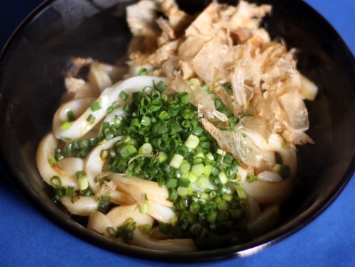 伊勢うどん いとめん本店 柔らか太麺に あっさり系の醤油ダレ ワンコイン的食べ歩き生活