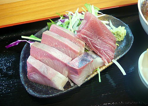 漁師料理 九絵 大岡山 カンパチ刺身とキンメの煮つけ ワンコイン的食べ歩き生活