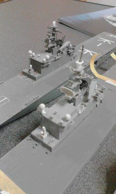 1/700 輸送艦『くにさき』(海自その127) : 防衛日誌