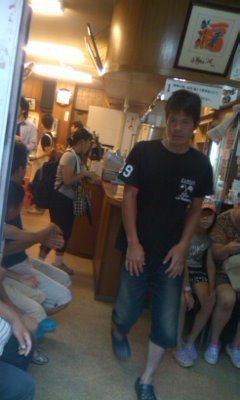 まさかの秘密基地 沖縄那覇居酒屋野郎 南風見一樹の 明日野郎は馬鹿やろう 居酒屋ハブグループ かいざん 海牛 那覇カラオケリゾート２００１ 那覇居酒屋 輪っしょい