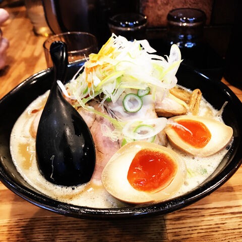 東京一の超絶濃厚味噌ラーメン 麺処花田 上野店 毎日麺生活