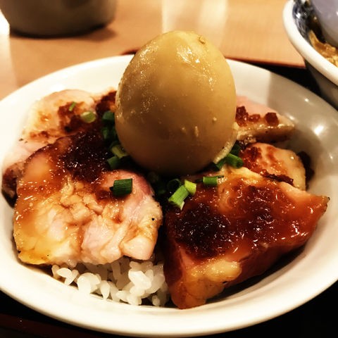 大勝軒てつ のデフォメニュー 味噌ラーメンも個性的でおすすめ 毎日麺生活