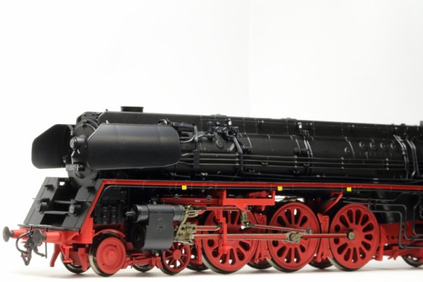 Roco BR01.5形蒸気機関車 : M R S モデルレールサービス